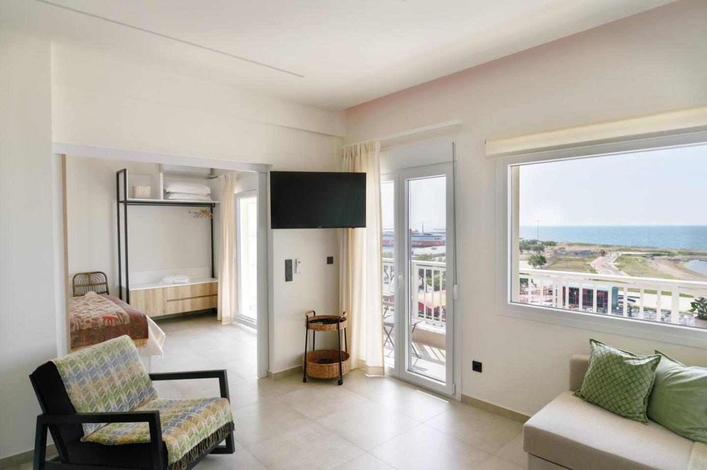 Lighthouse Apartments أليكسانثيربوليس المظهر الخارجي الصورة